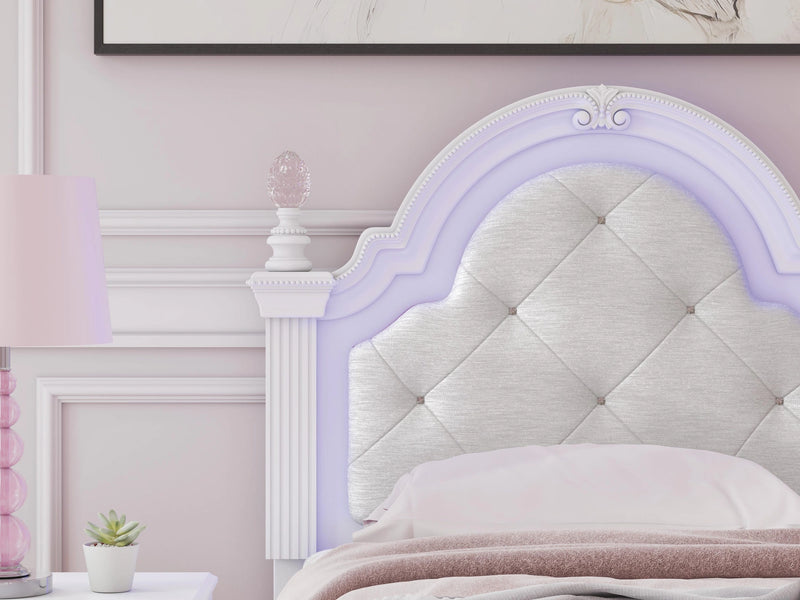 Kozlani Upholstered Bed